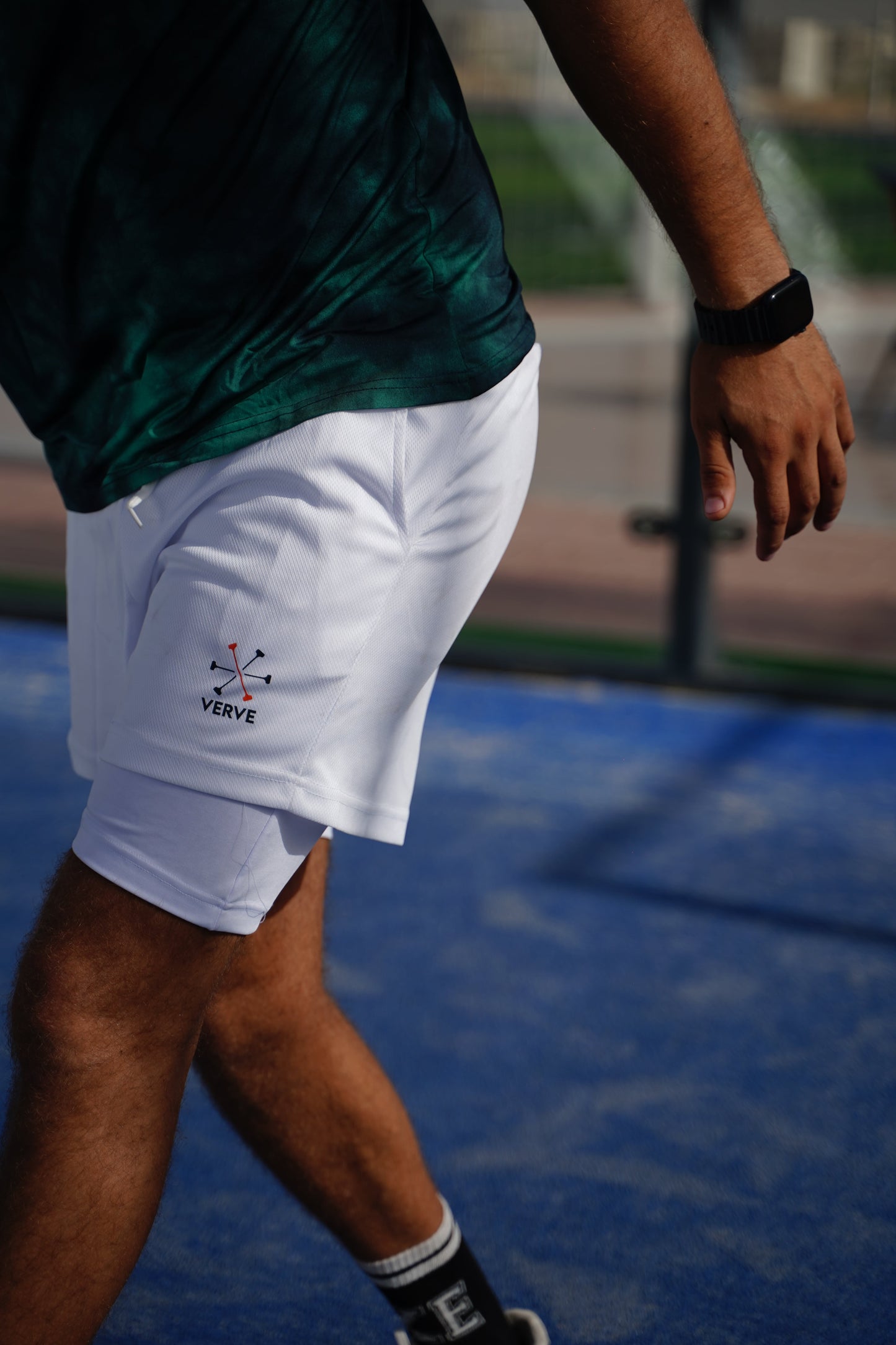 WHITE SURGE SHORT